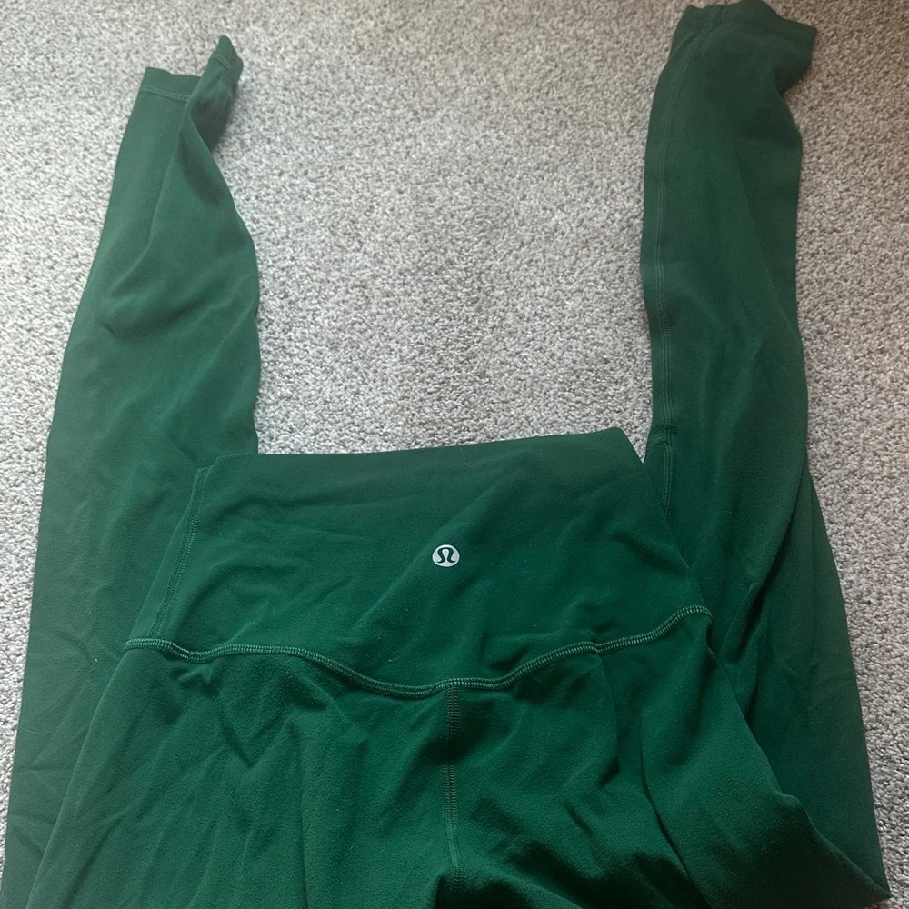 Lululemon 28” Green Align Leggings Size 2 - Picture 2 of 4